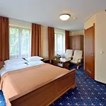Rehabilitation Centre & Draugystes Sanatorija Resort 3*
