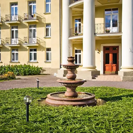 Üdülőközpont Rehabilitation Centre & Draugystes Sanatorija