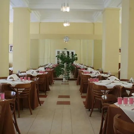 Rehabilitation Centre & Draugystes Sanatorija Resort 3*