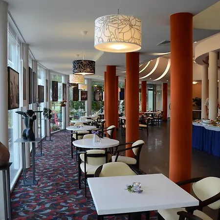 Rehabilitation Centre & Draugystes Sanatorija Resort 3*