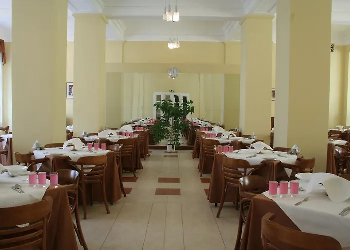 Rehabilitation Centre & Draugystes Sanatorija Resort 3*