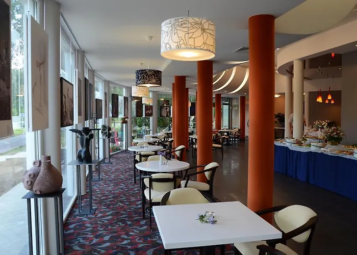 Rehabilitation Centre & Draugystes Sanatorija Resort 3*